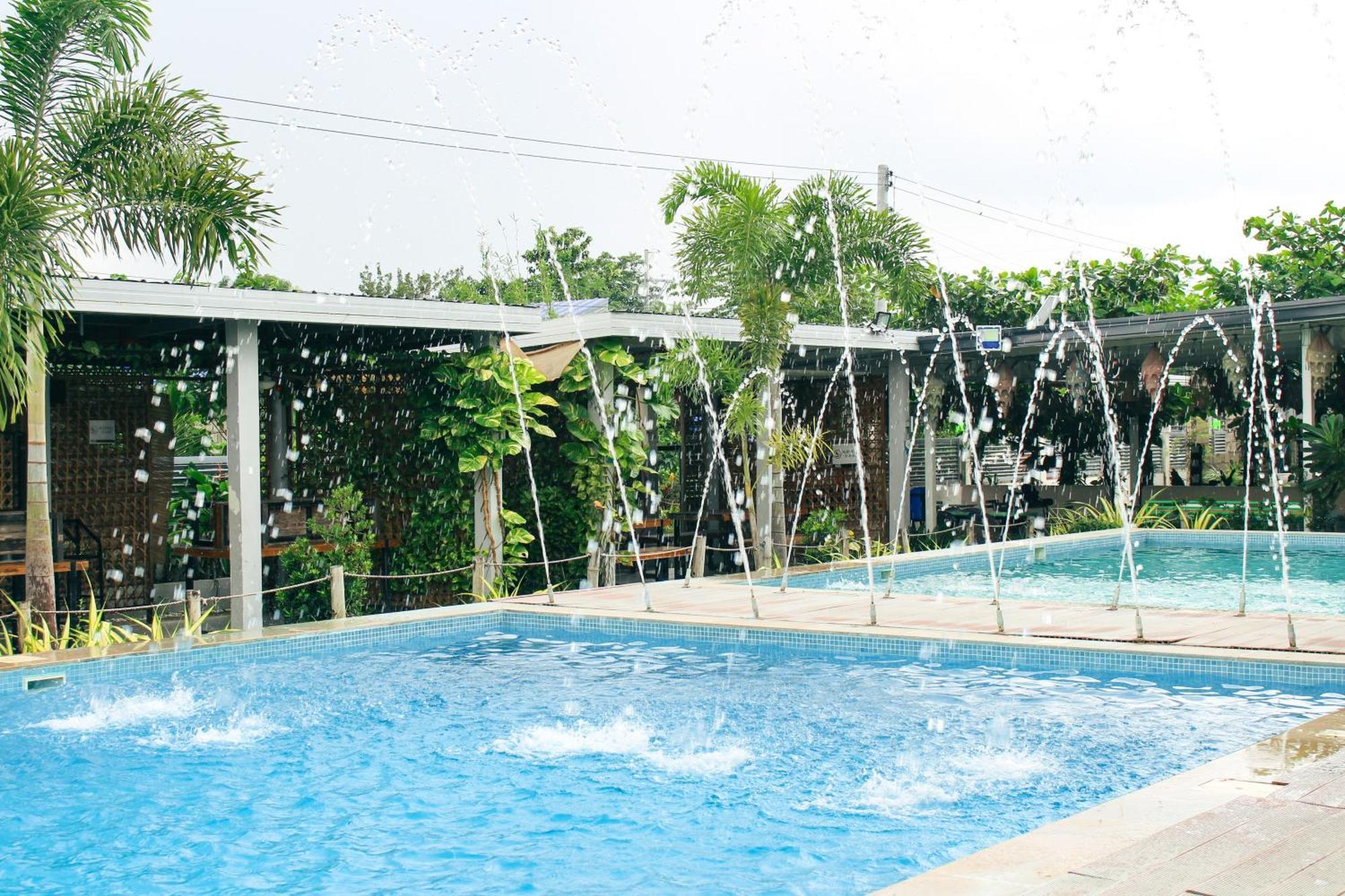 Urban Oasis Resort, Tarlac Exterior foto